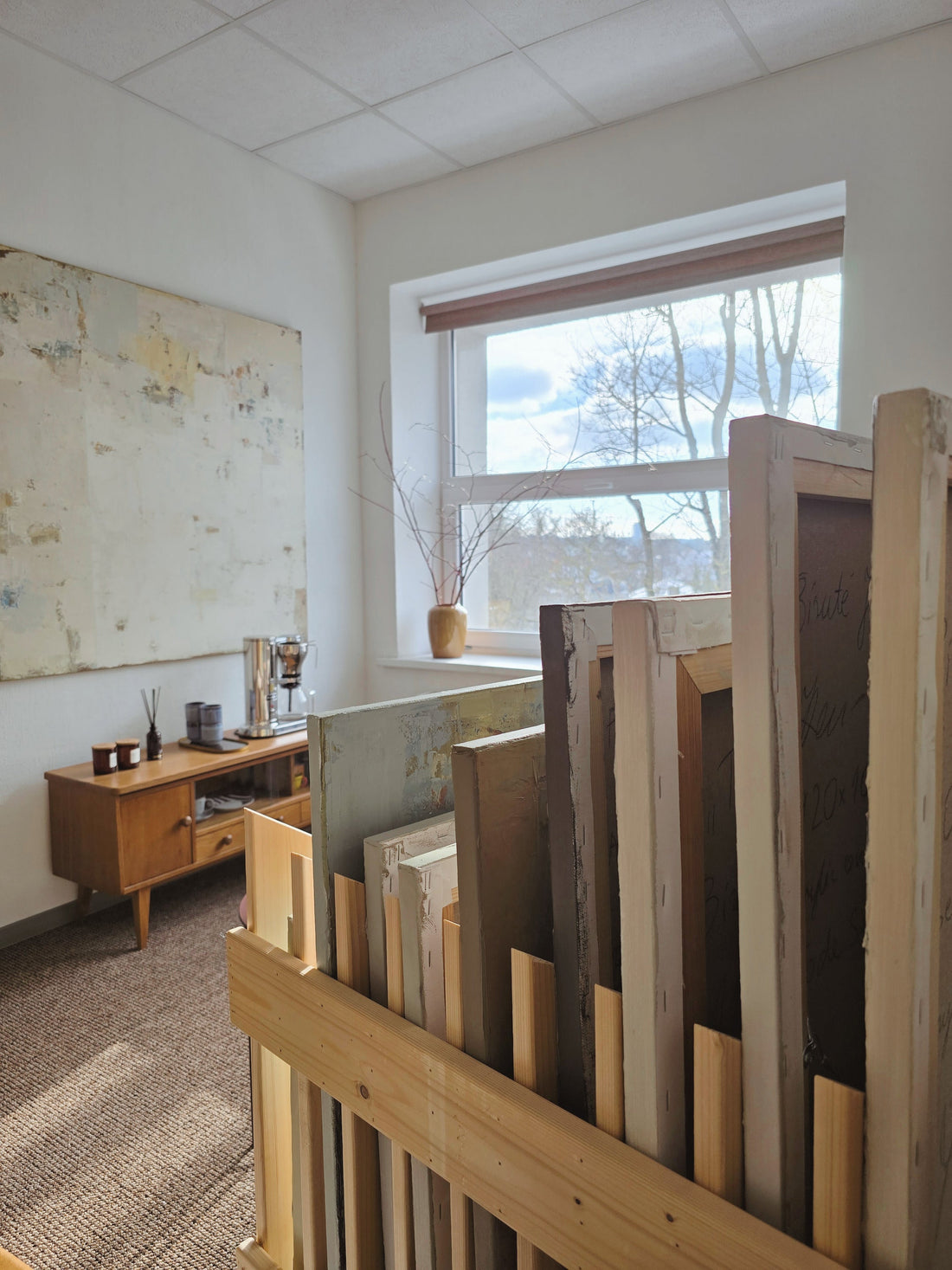 Birute Studio: Original handmade abstract paintings in Vilnius