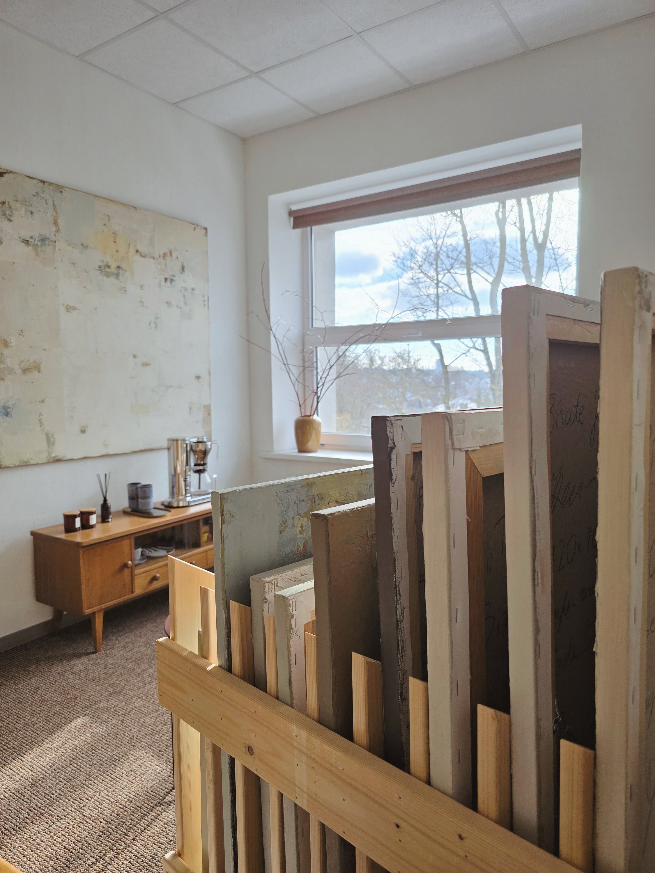 Birute Studio: Original handmade abstract paintings in Vilnius