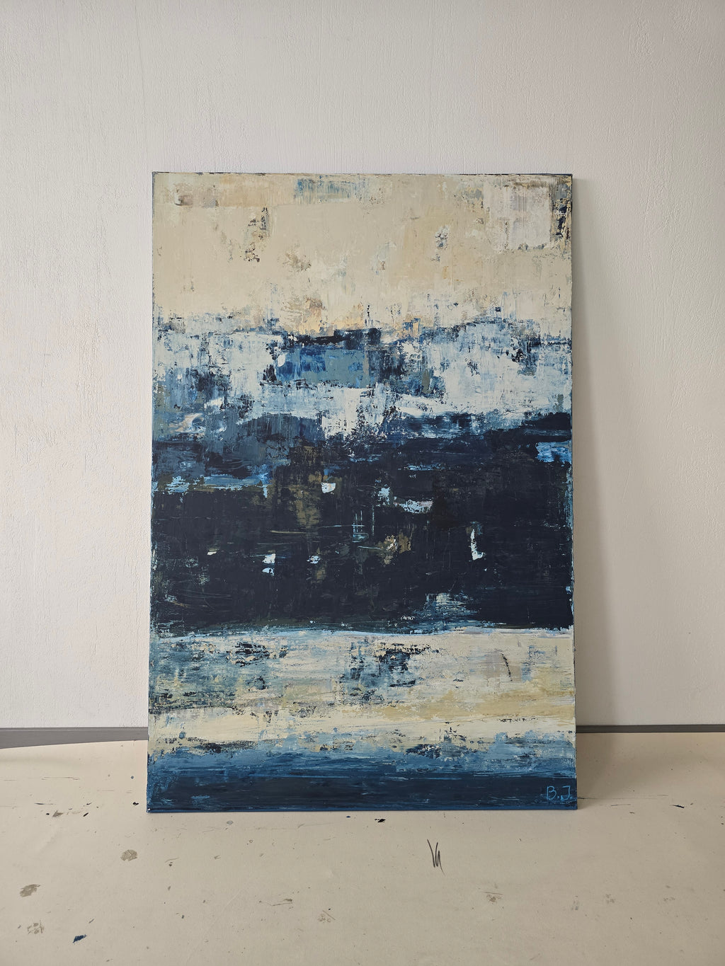 large abstract neutral wall art modern interior BIRUTE STUDIO